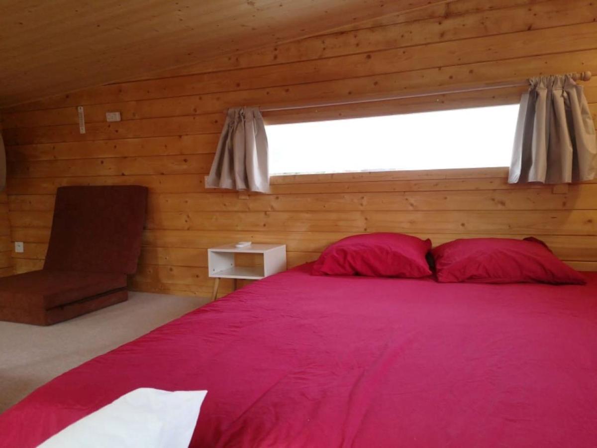 Le Petit Chalet De Nimes Shantay Youstay Bagian luar foto